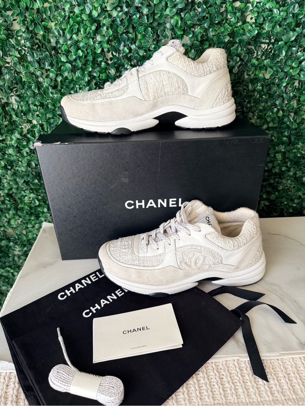 CHANEL White & Tweed CC Logo Trainer Sneakers Size 39 - Picture 1 of 14